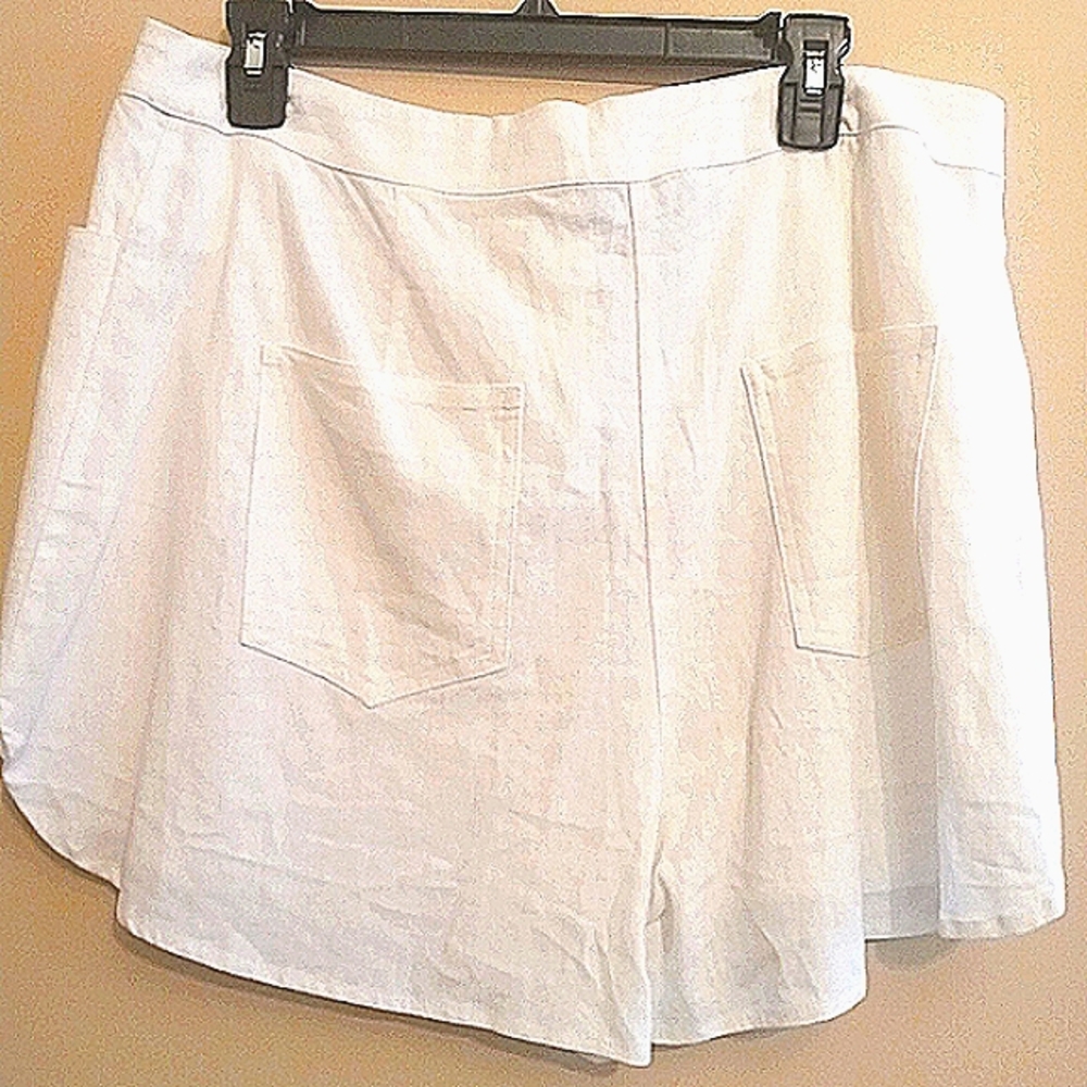 AKIRA Cream Linen Blend Shorts - Picture 3 of 5